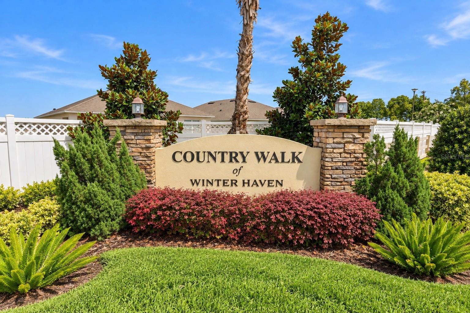 3132 COUNTRY CLUB CIRCLE, Winter Haven, FL 33881 3132 COUNTRY CLUB CIRCLE, Winter Haven, FL 33881