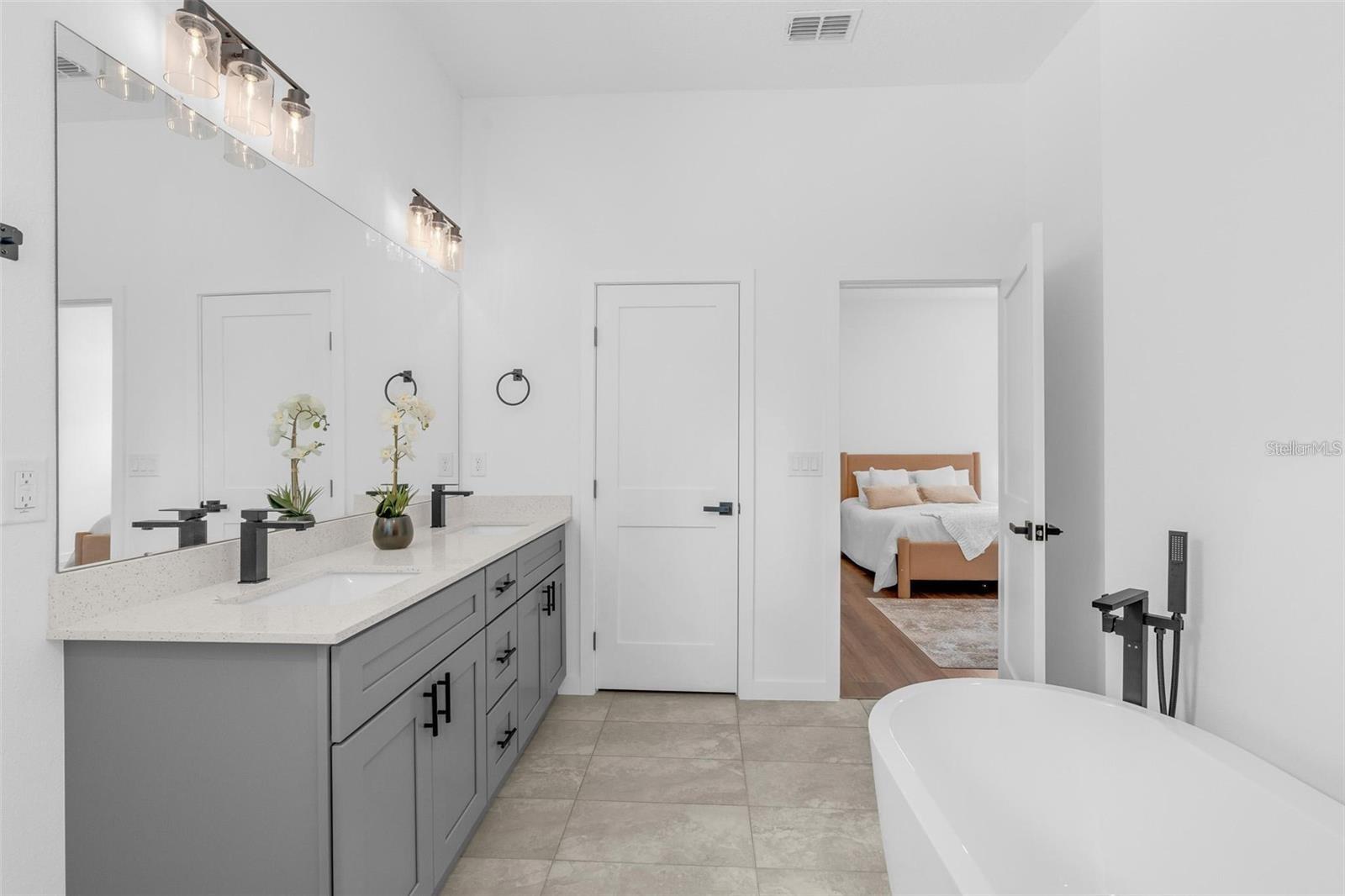 1318 W DUPONT DRIVE, Dunnellon, FL 34434