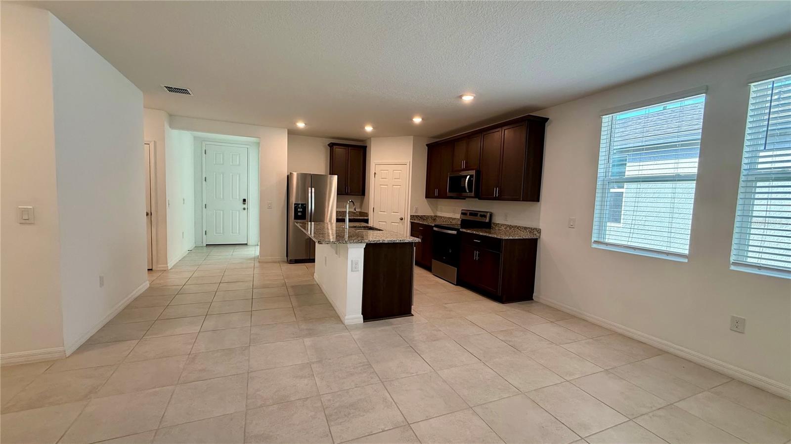 3094 LAUREL OAK LANE, Winter Haven, FL 33884 3094 LAUREL OAK LANE, Winter Haven, FL 33884