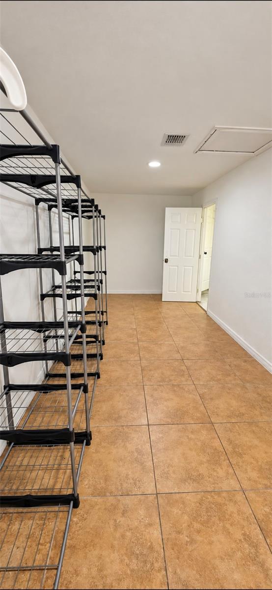 8007 MEADOWGLEN DRIVE, Orlando, FL 32810