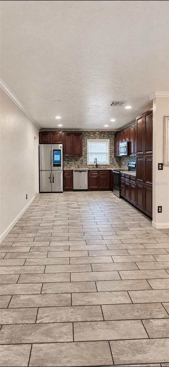 8007 MEADOWGLEN DRIVE, Orlando, FL 32810