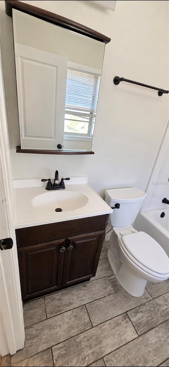 8007 MEADOWGLEN DRIVE, Orlando, FL 32810