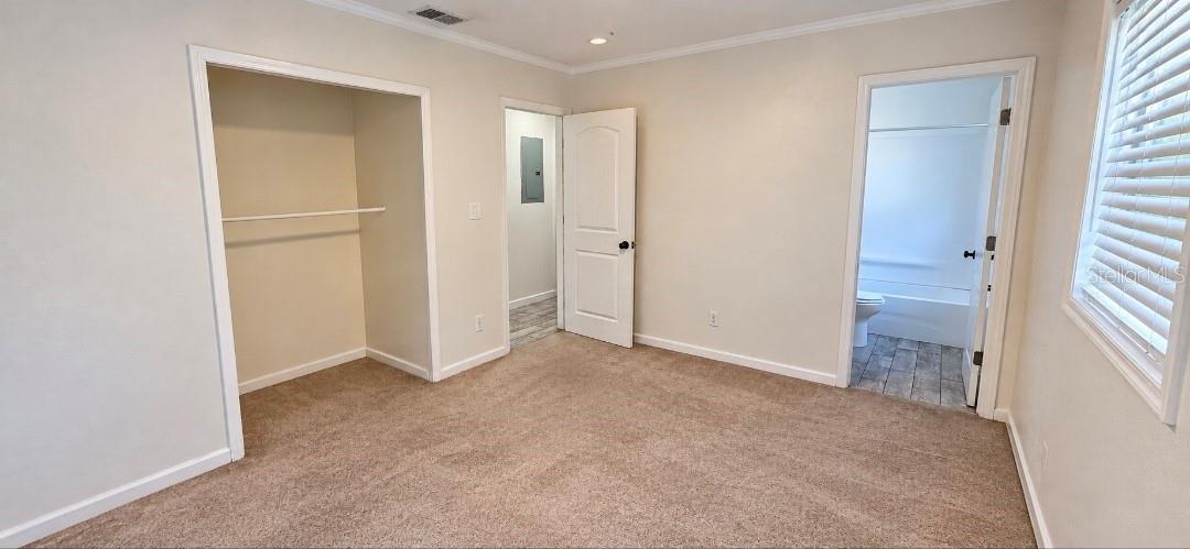 8007 MEADOWGLEN DRIVE, Orlando, FL 32810
