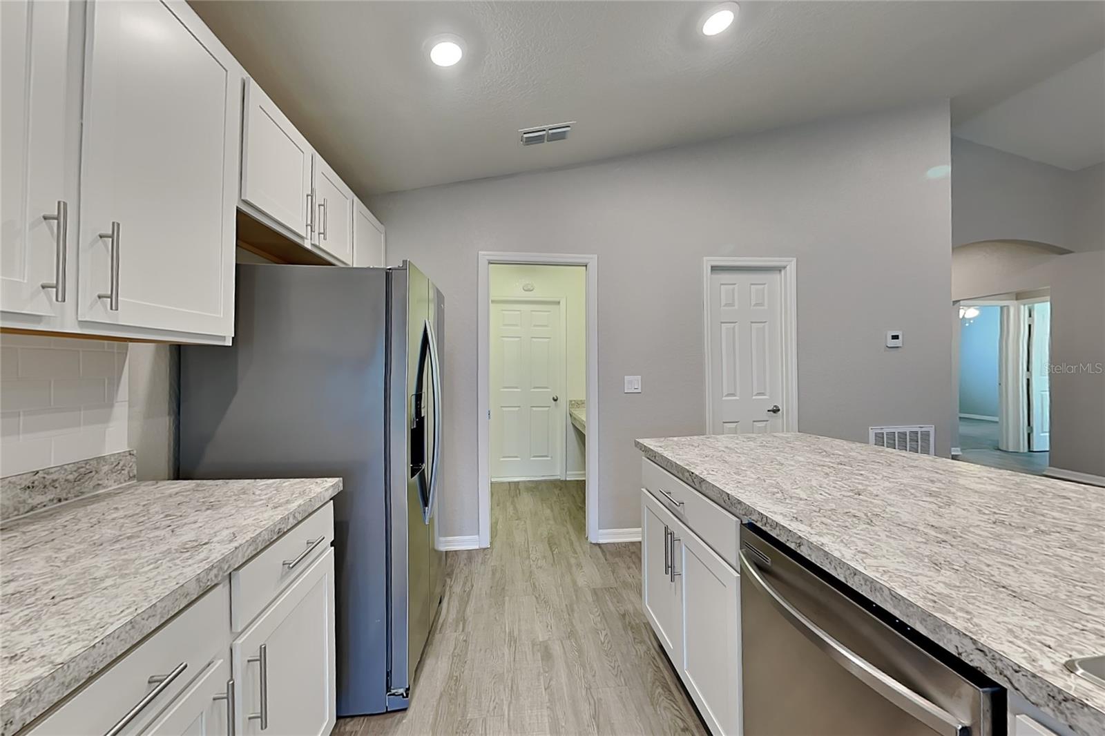 Lakeland, FL 33813