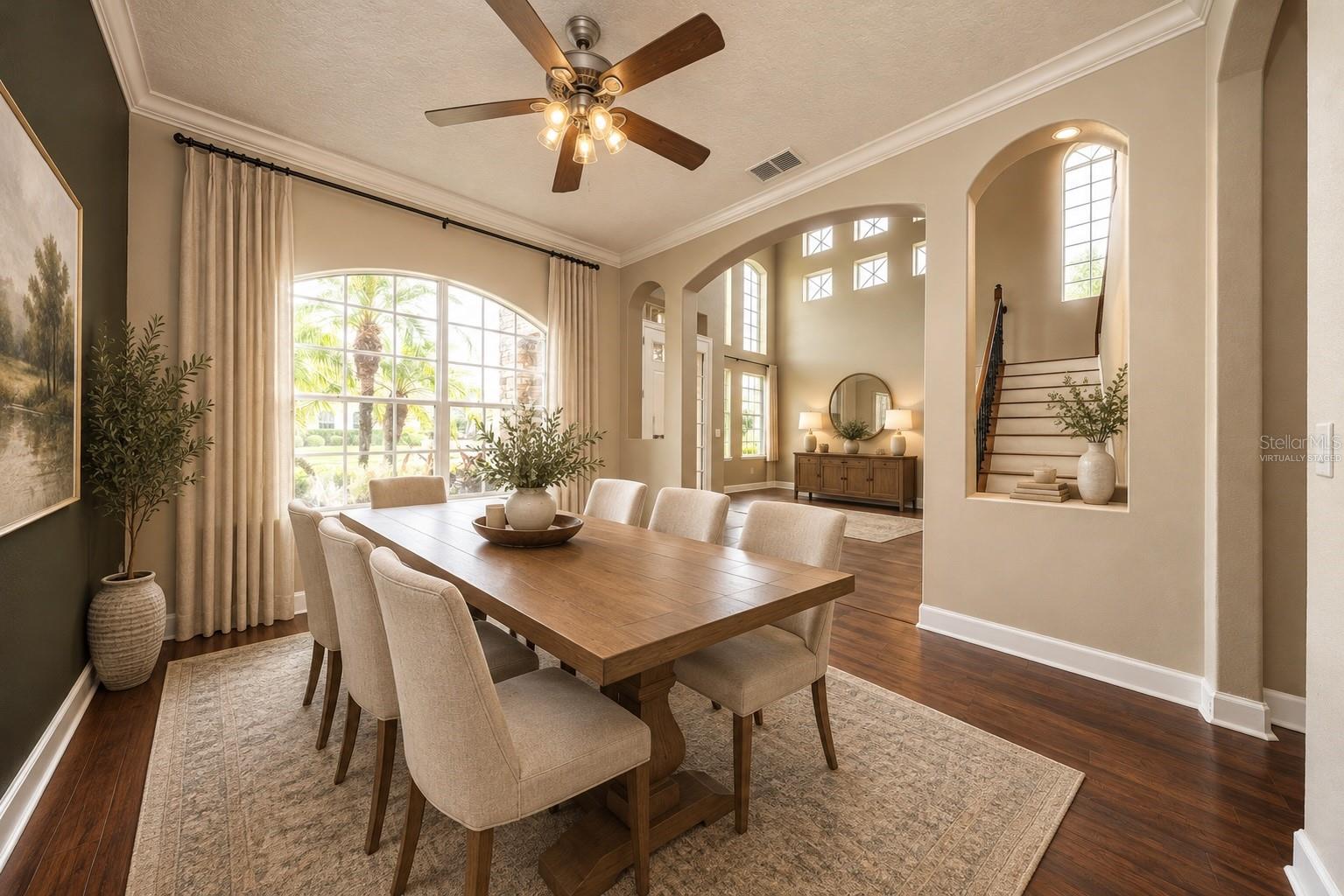 Formal Dining (virtually staged)