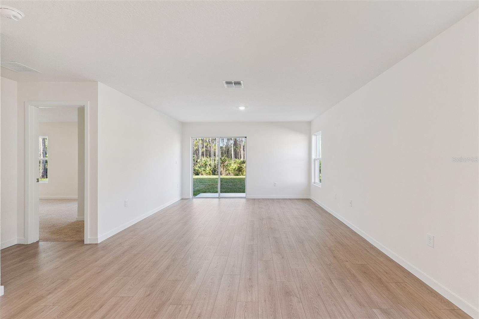 20 AMBERWOOD LANE, Ormond Beach, FL 32174