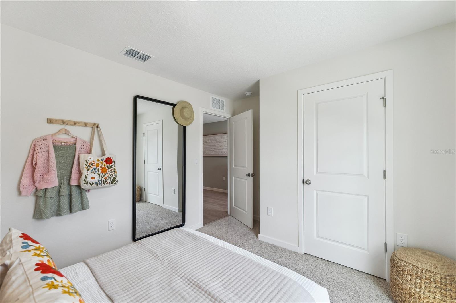 22 AMBERWOOD LANE, Ormond Beach, FL 32174
