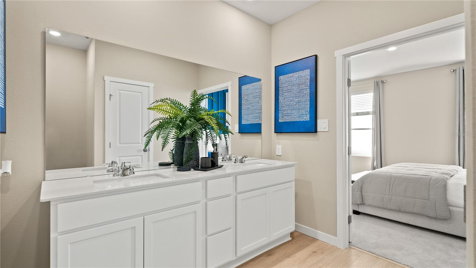 335 CASTLEVIEW DRIVE, Davenport, FL 33837