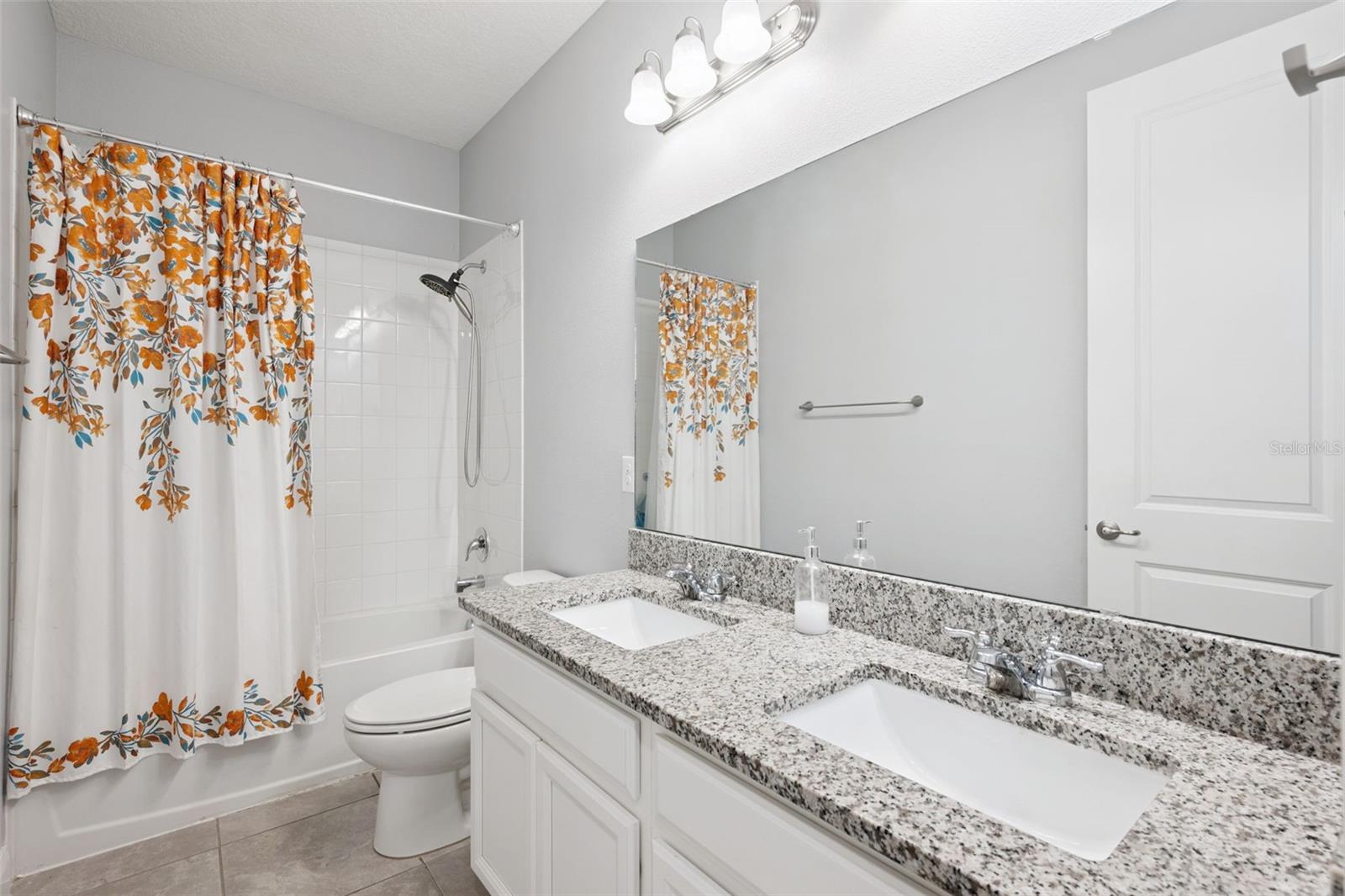 8325 VIVARO ISLE WAY, Windermere, FL 34786