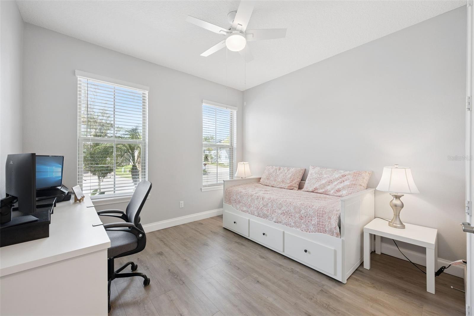 8325 VIVARO ISLE WAY, Windermere, FL 34786