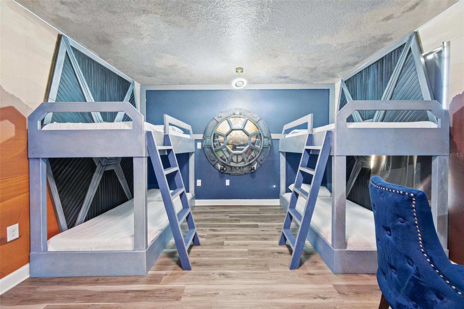 Space-themed bunk beds