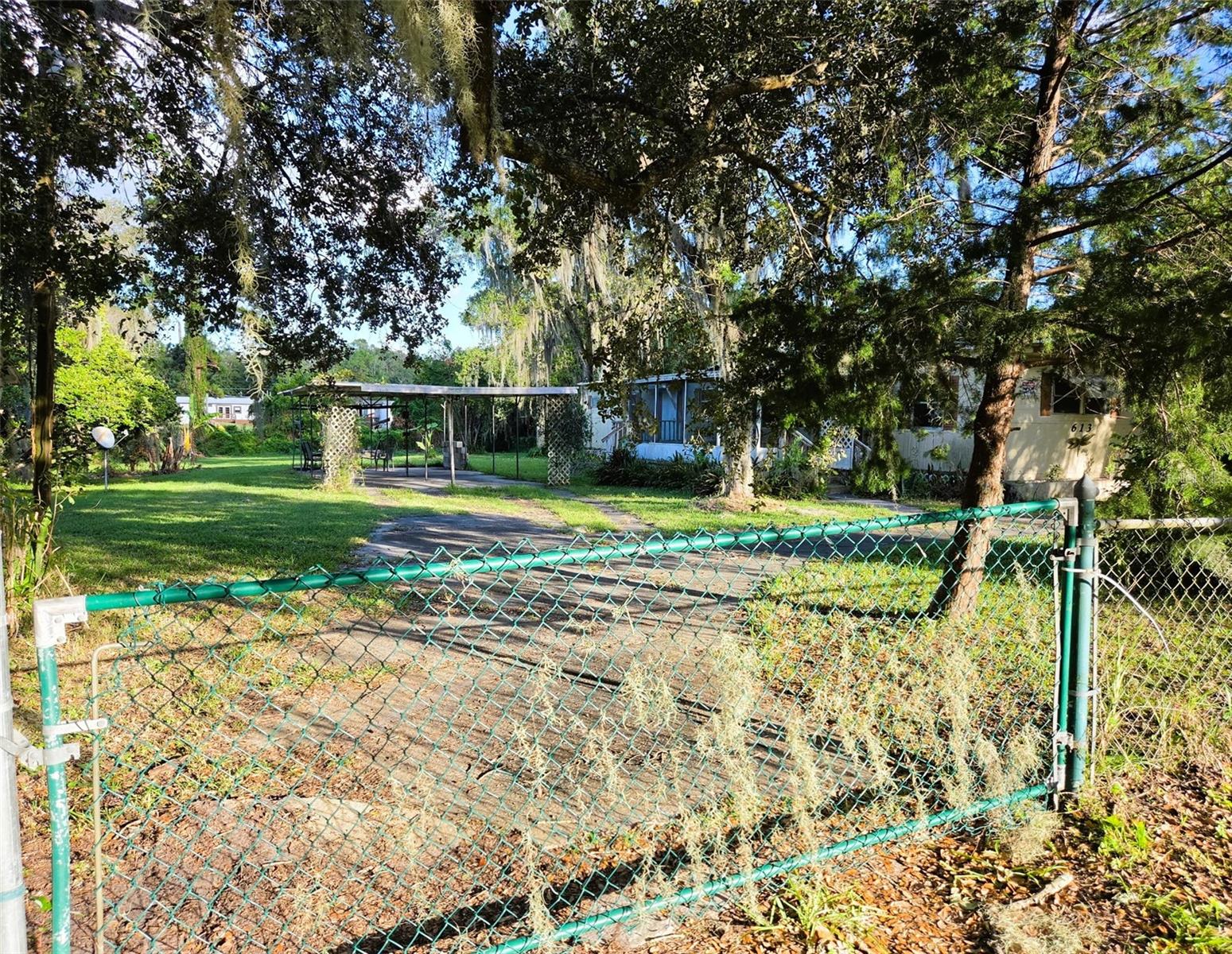 613 CARPENTER ROAD, Orlando, FL 32833