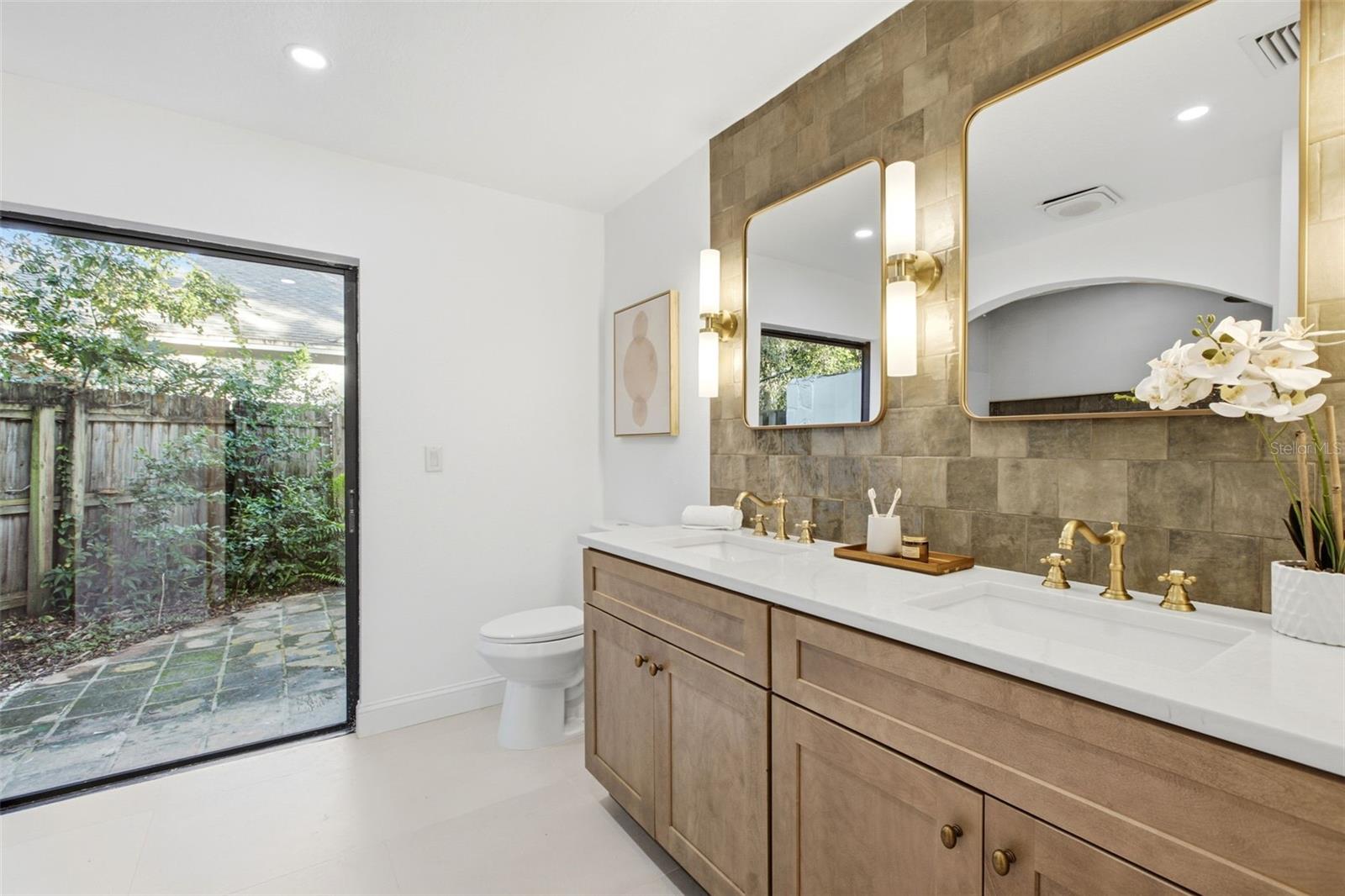 204 W RIDGEWOOD COURT, Longwood, FL 32779