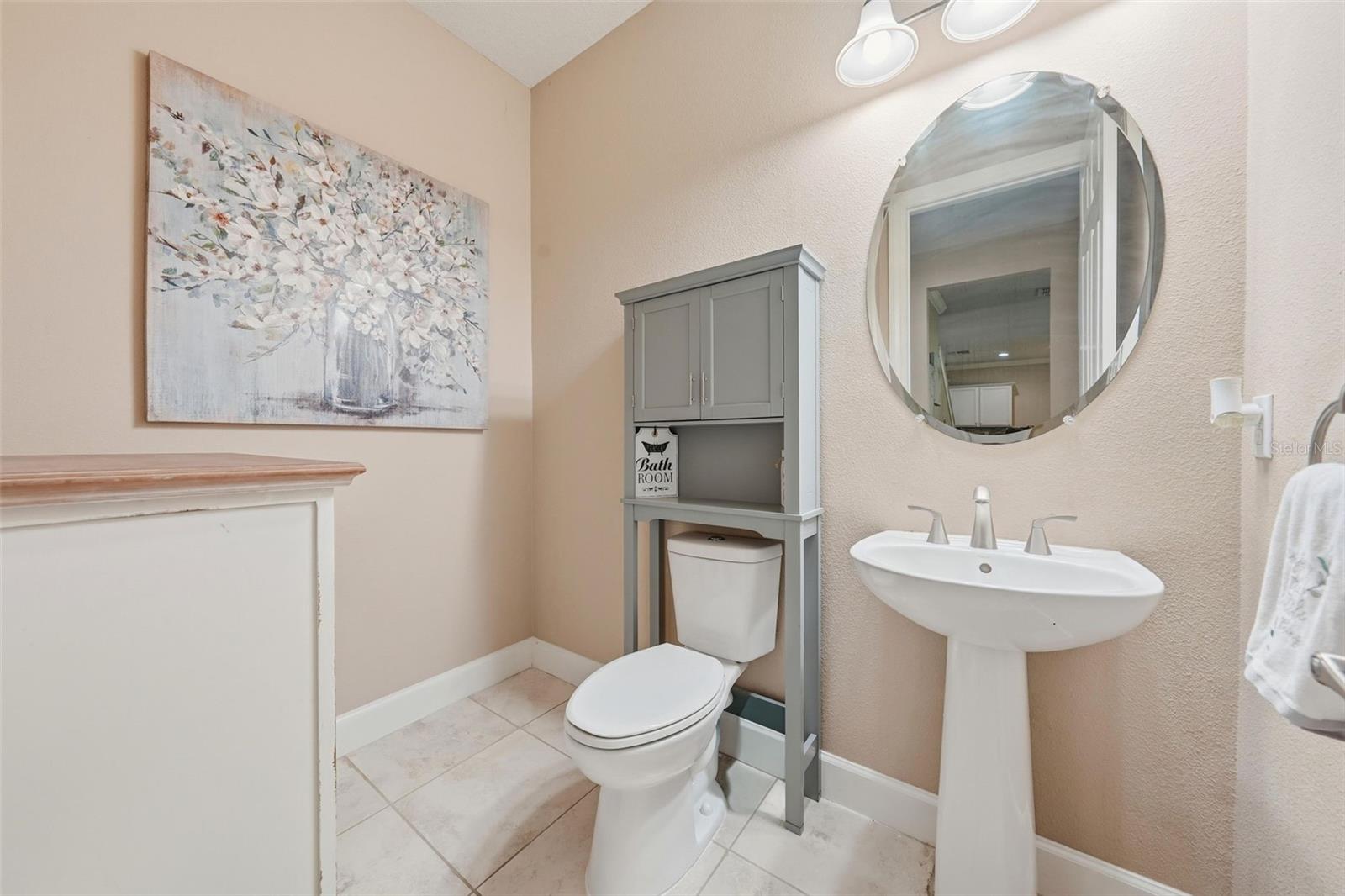 Powder Room 1