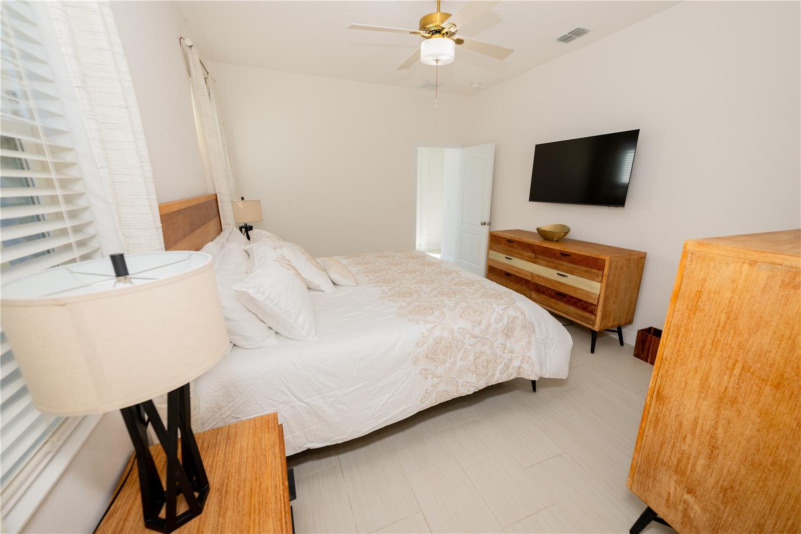 2010 BOSS HEWETT STREET, Oakland, FL 34787