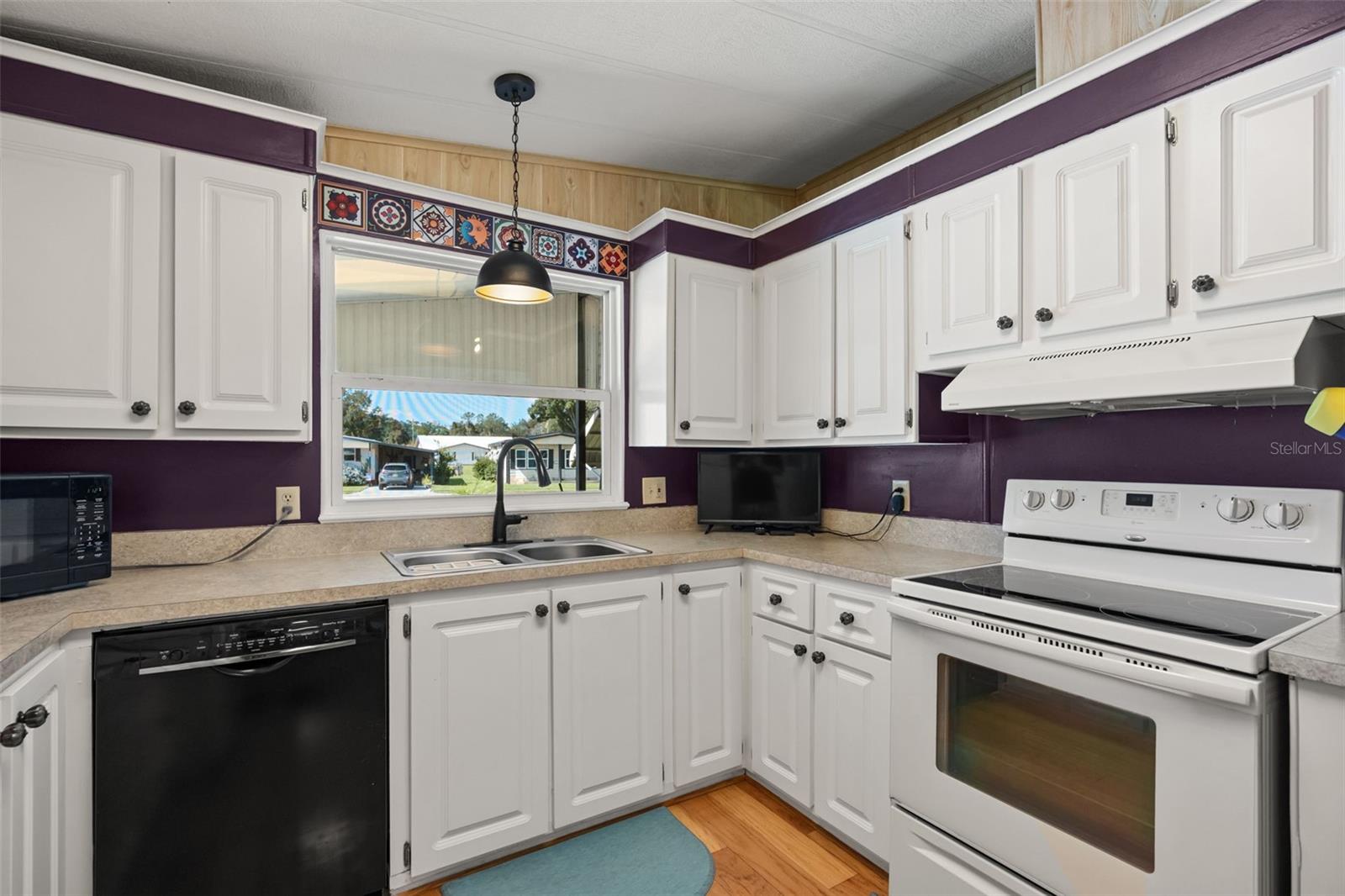 5438 SEVILLE DRIVE, Zephyrhills, FL 33541