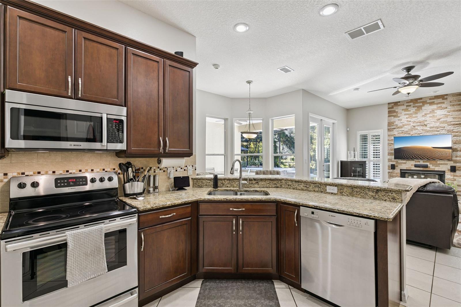 1849 SABOFF WAY, Oviedo, FL 32766