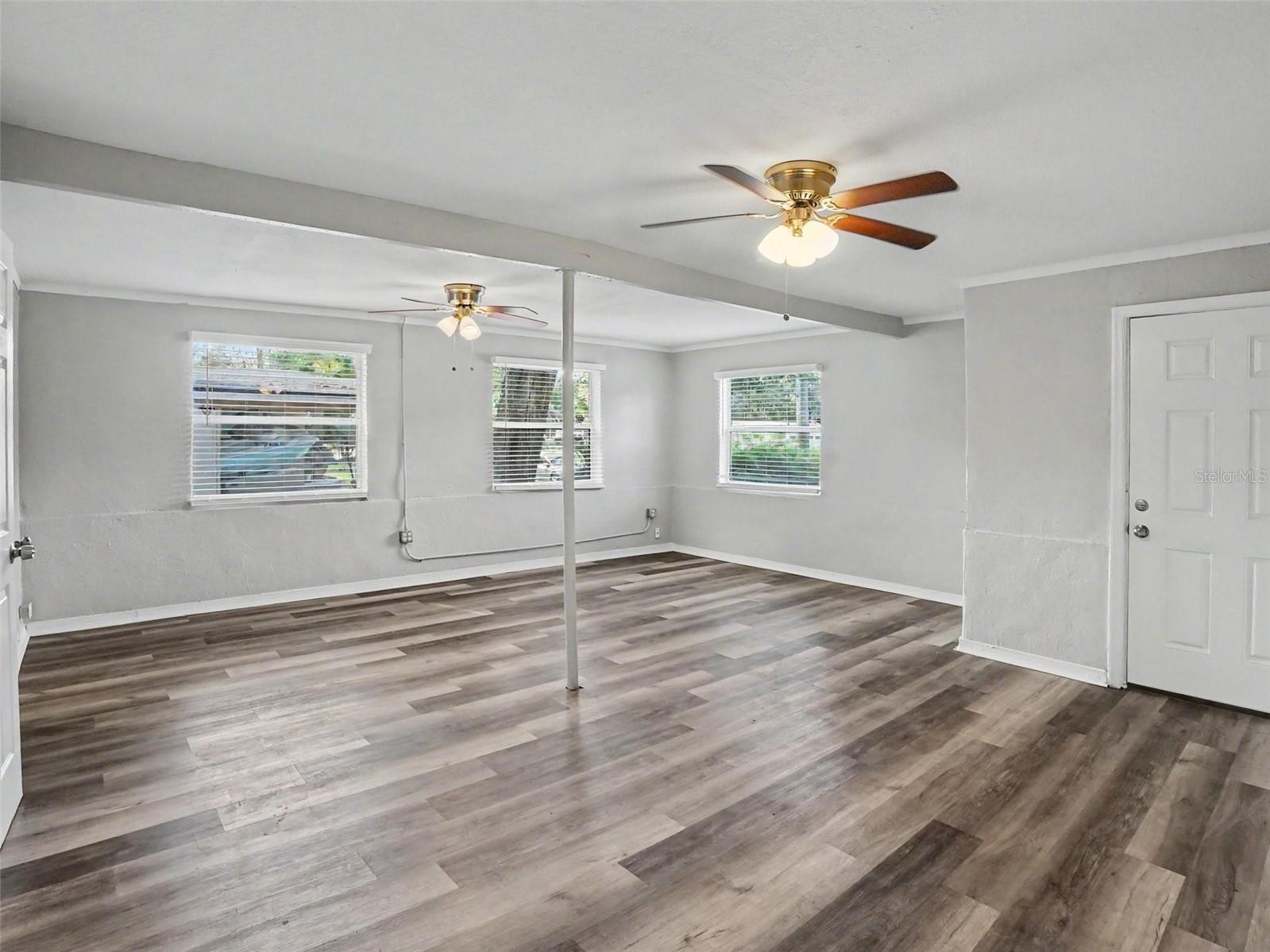 4103 S NASHVILLE AVENUE, Orlando, FL 32839 4103 S NASHVILLE AVENUE, Orlando, FL 32839