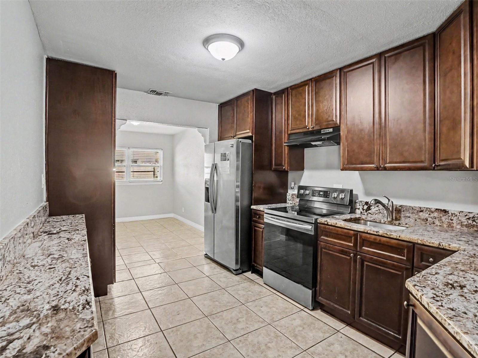 4103 S NASHVILLE AVENUE, Orlando, FL 32839 4103 S NASHVILLE AVENUE, Orlando, FL 32839