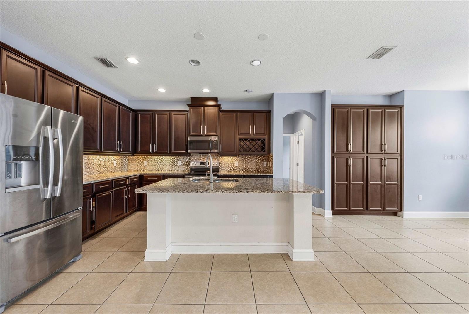 2210 PARKSIDE MEADOW DRIVE, Apopka, FL 32712