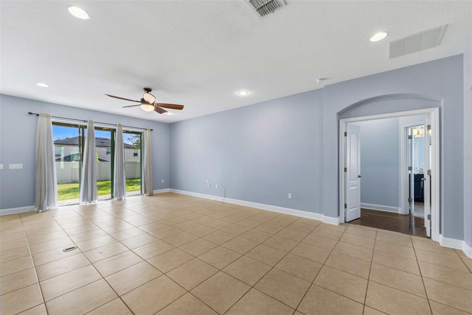 2210 PARKSIDE MEADOW DRIVE, Apopka, FL 32712
