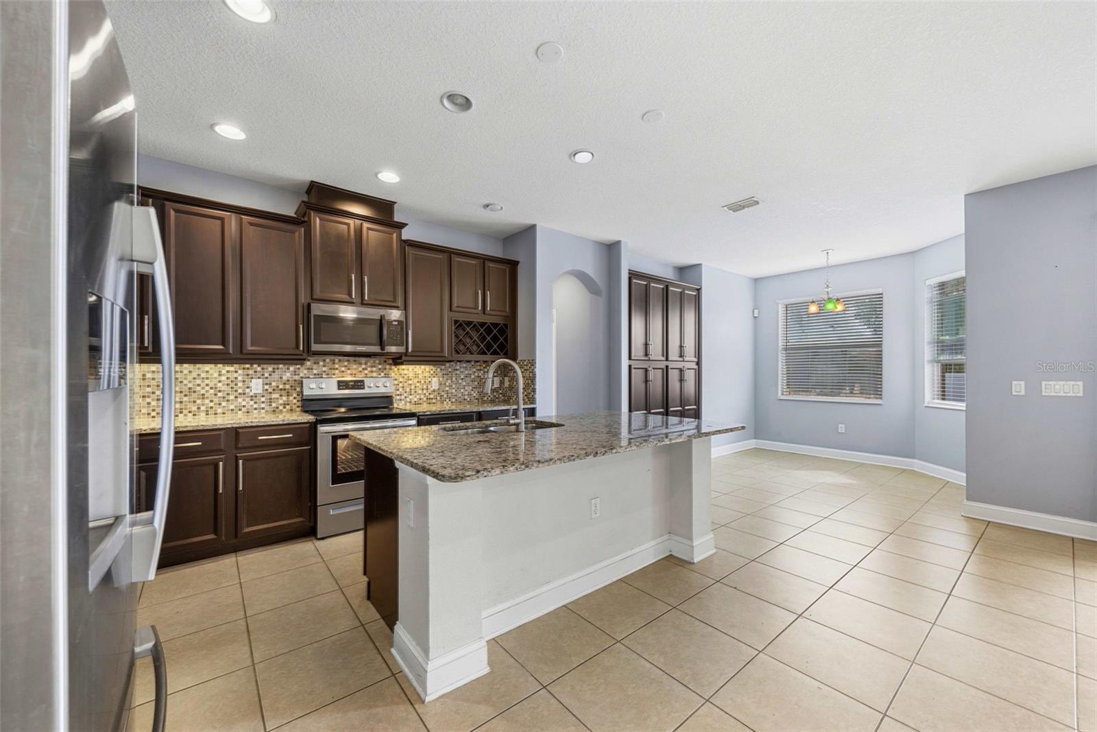 2210 PARKSIDE MEADOW DRIVE, Apopka, FL 32712