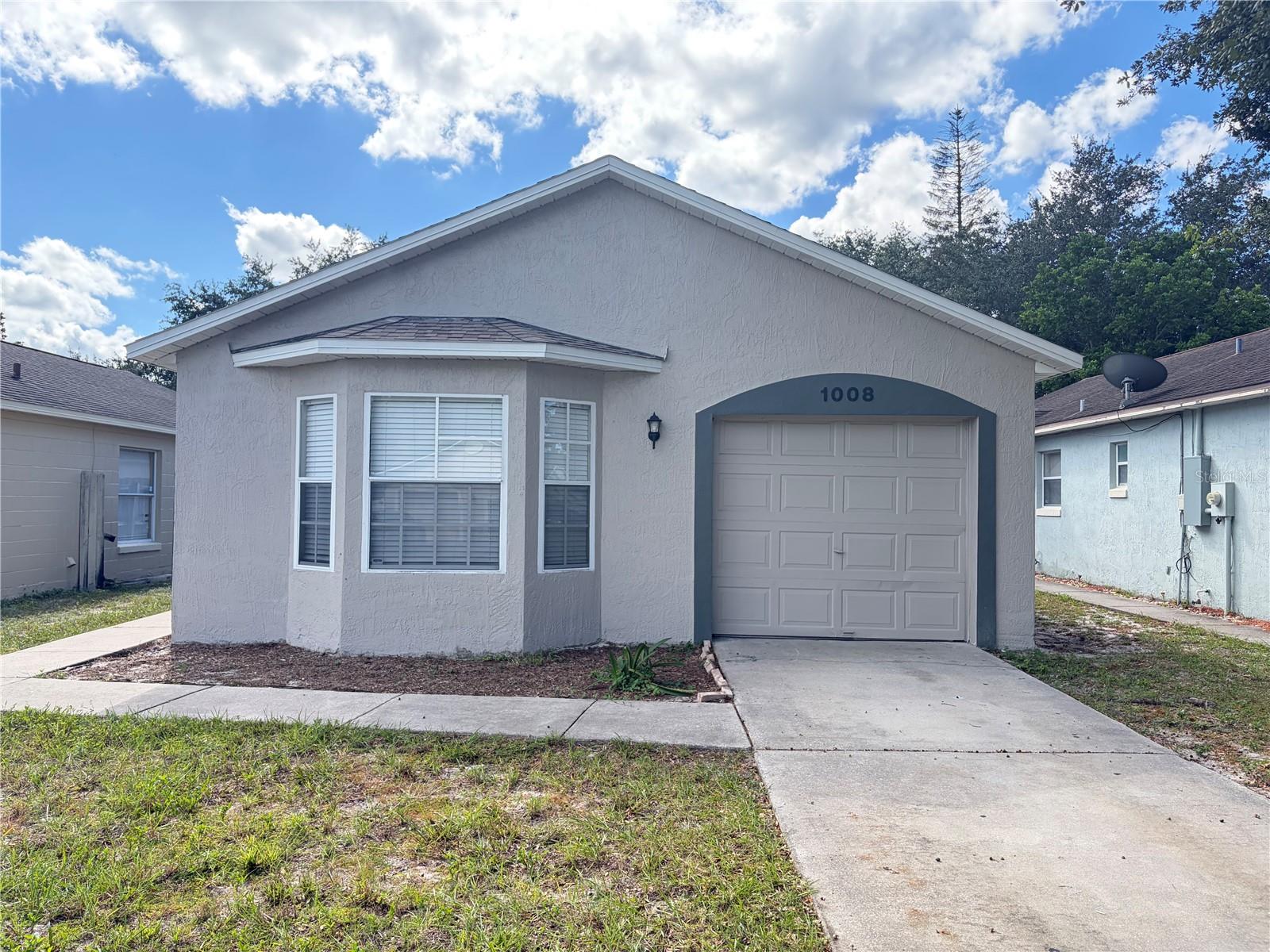 1008 VISTA PALMA WAY, Orlando, FL 32825 1008 VISTA PALMA WAY, Orlando, FL 32825