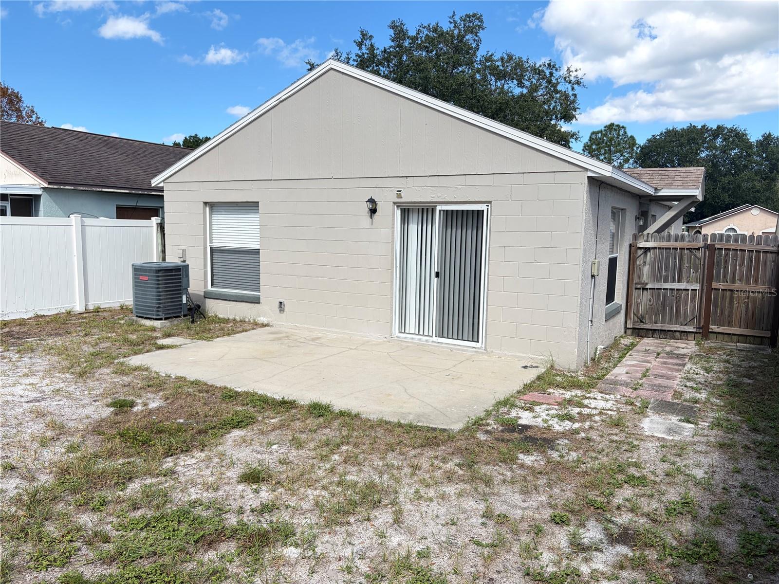 1008 VISTA PALMA WAY, Orlando, FL 32825 1008 VISTA PALMA WAY, Orlando, FL 32825
