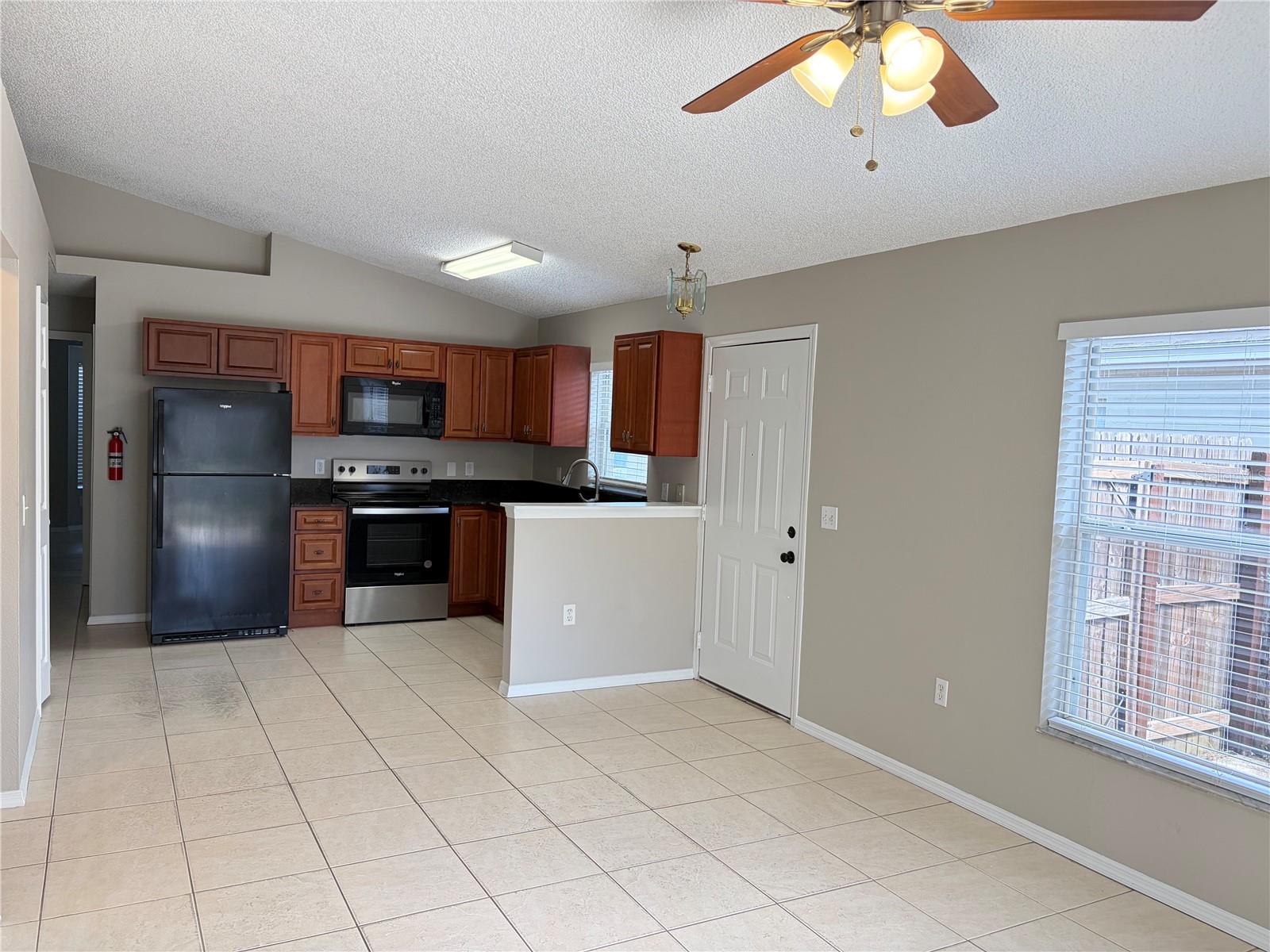 1008 VISTA PALMA WAY, Orlando, FL 32825 1008 VISTA PALMA WAY, Orlando, FL 32825