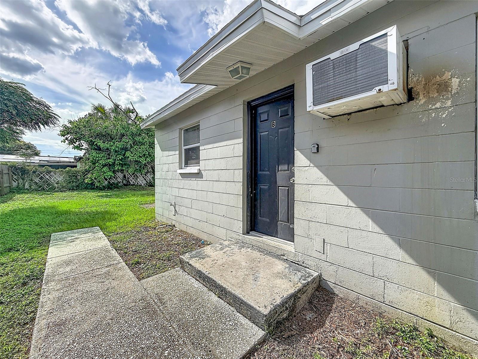 3216 N 48TH STREET, Tampa, FL 33605
