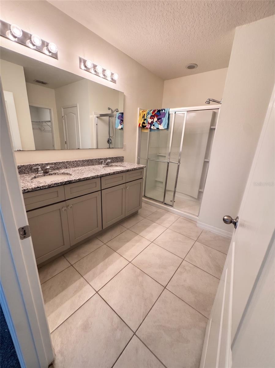 376 TANGLEWOOD DRIVE, Davenport, FL 33896