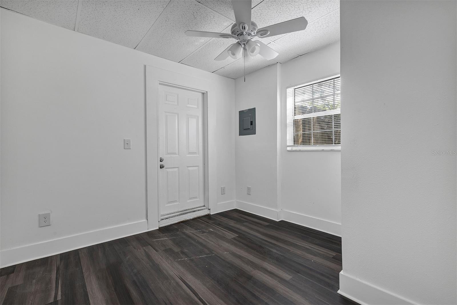 2027 30TH AVENUE N, St Petersburg, FL 33713
