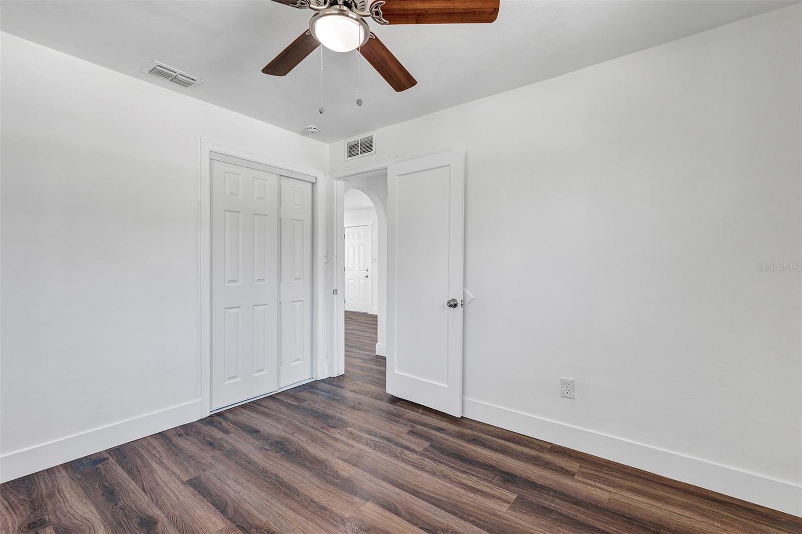 2027 30TH AVENUE N, St Petersburg, FL 33713