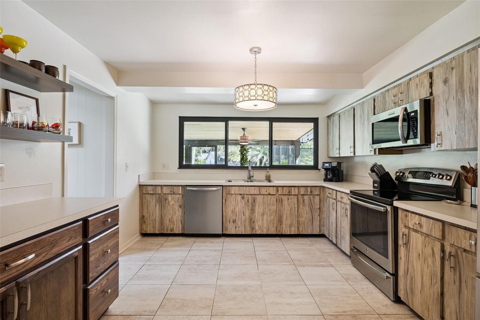 737 RIVERBEND BOULEVARD, Longwood, FL 32779