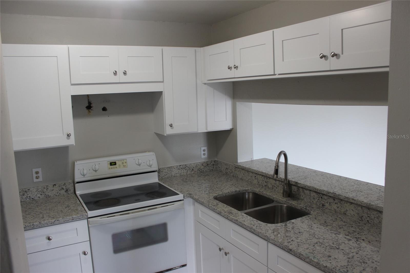 5231 VIA HACIENDA CIRCLE, #B218, Orlando, FL 32839