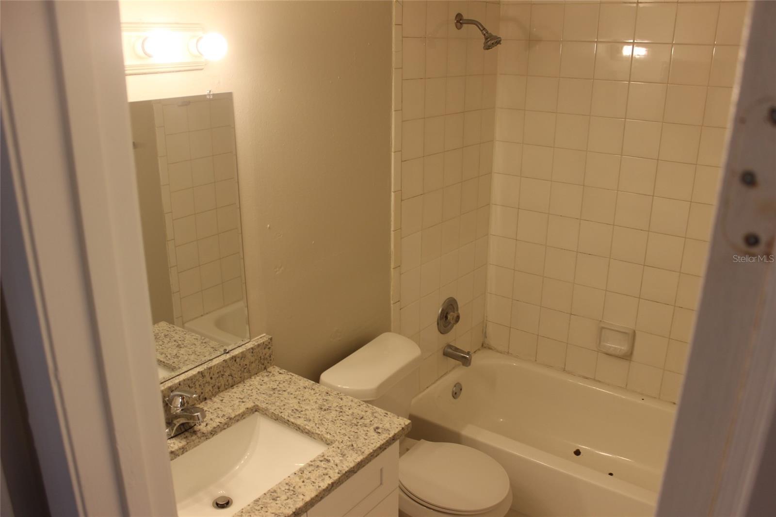 5231 VIA HACIENDA CIRCLE, #B218, Orlando, FL 32839