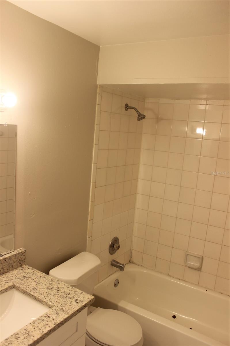 5231 VIA HACIENDA CIRCLE, #B218, Orlando, FL 32839