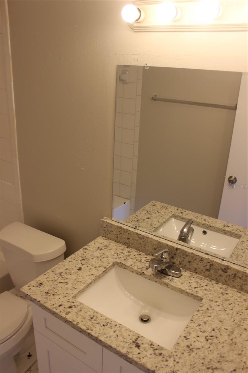 5231 VIA HACIENDA CIRCLE, #B218, Orlando, FL 32839
