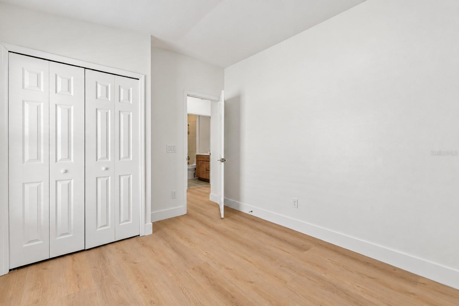 573 SHORT PINE CIRCLE, Orlando, FL 32807