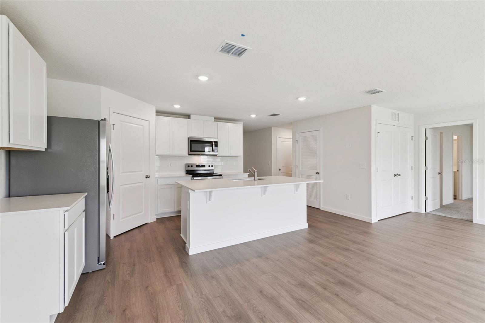 678 PEARL STREET, Deland, FL 32720 678 PEARL STREET, Deland, FL 32720