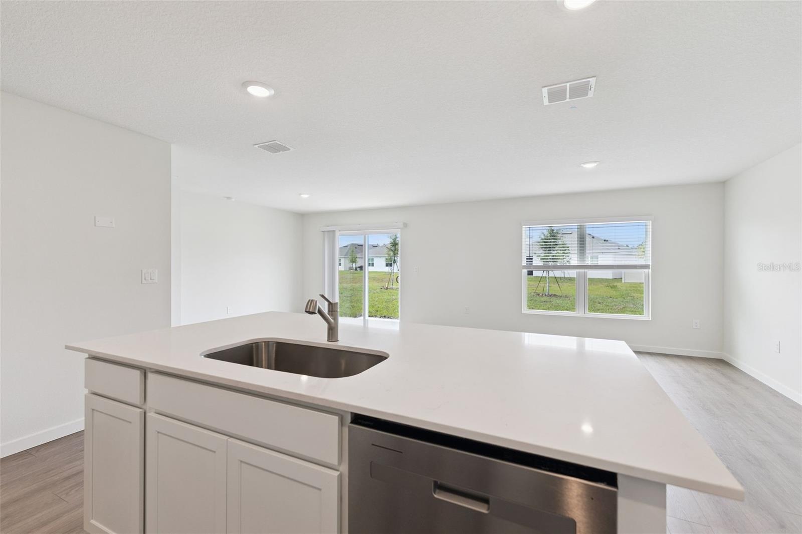 678 PEARL STREET, Deland, FL 32720 678 PEARL STREET, Deland, FL 32720