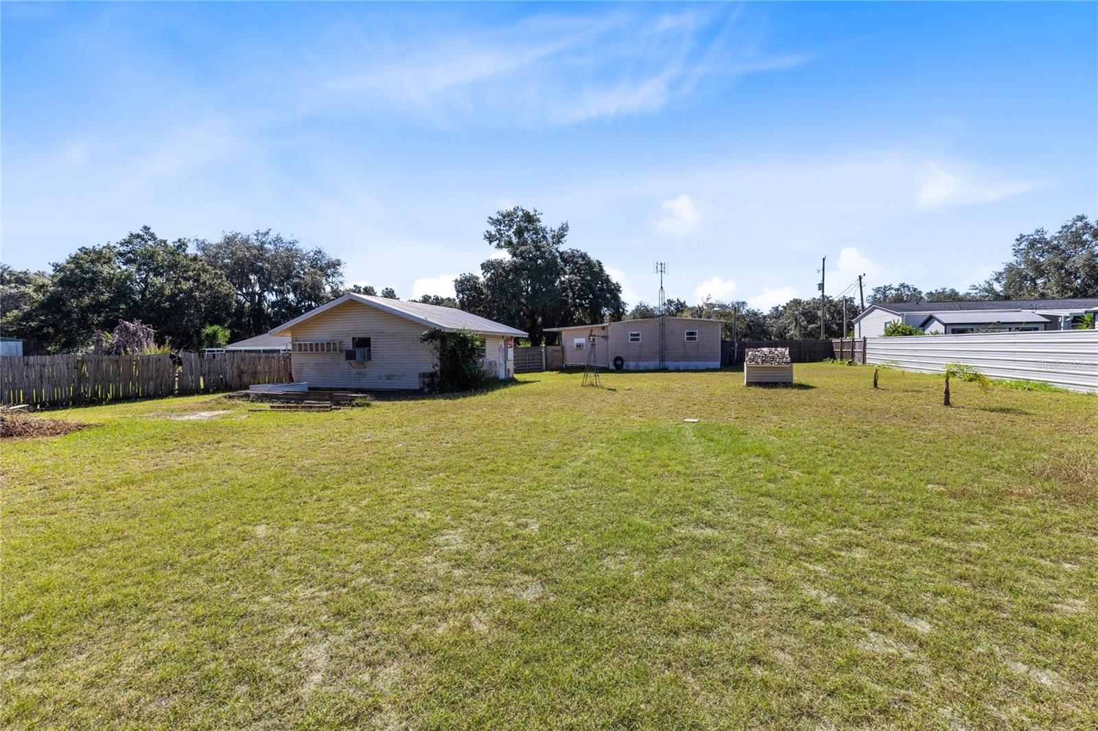 Oversized lot.