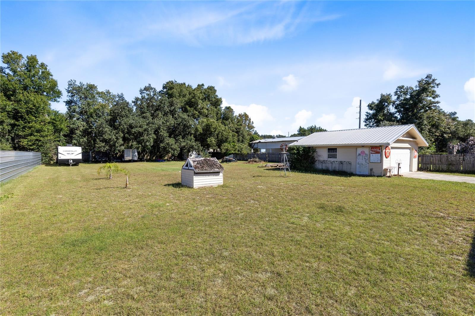 Oversized lot.