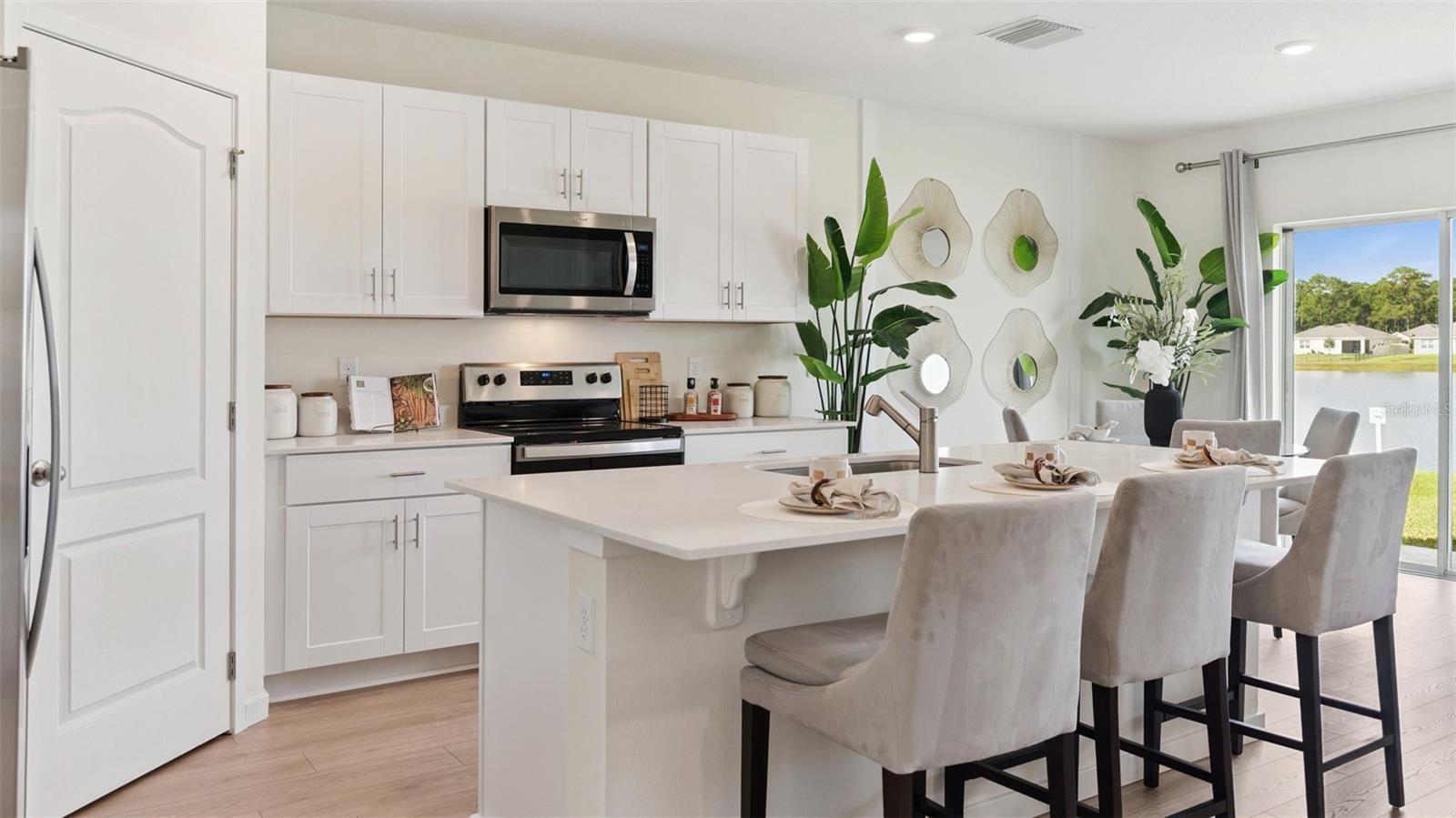 690 PEARL STREET, Deland, FL 32720