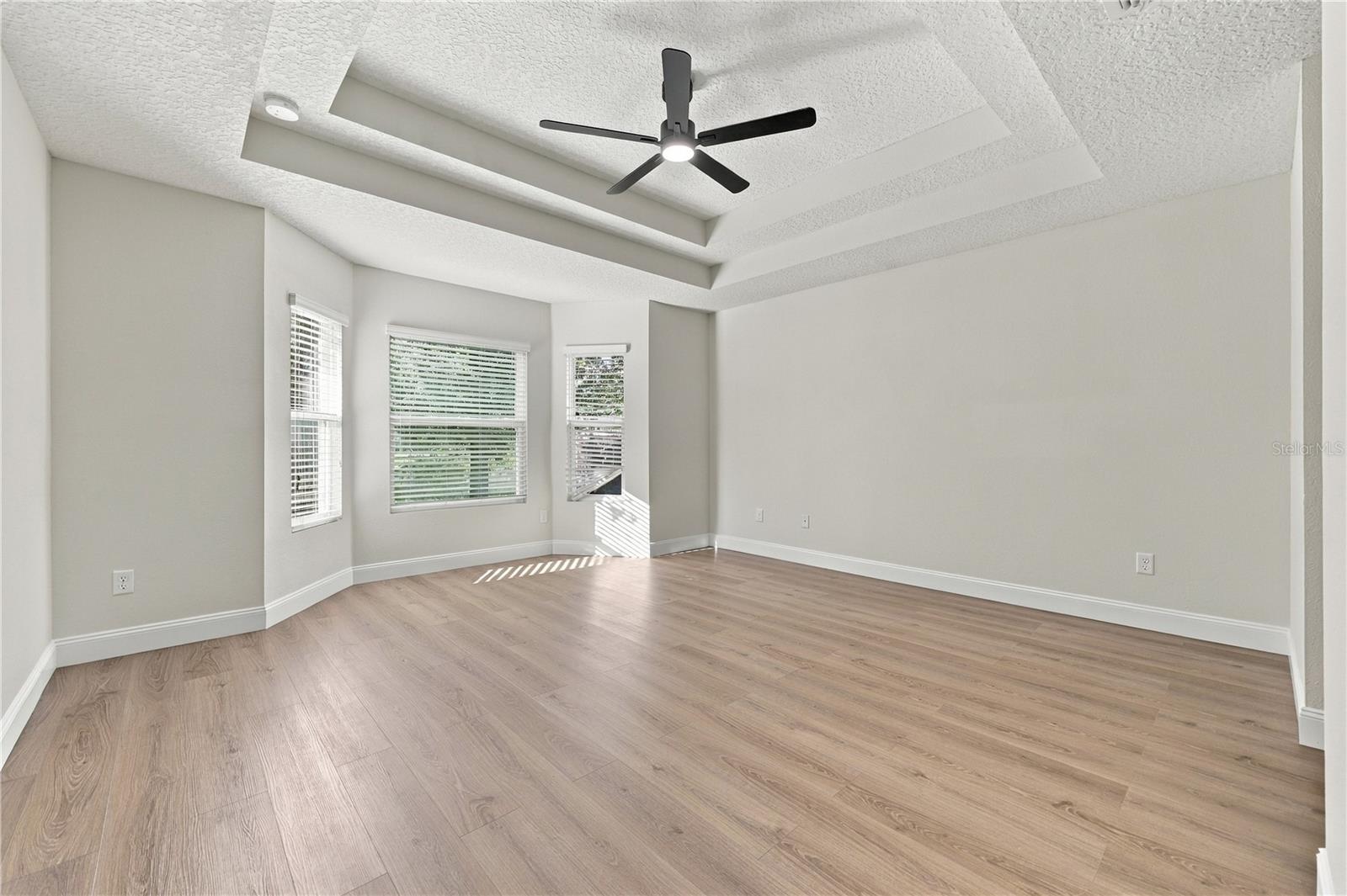 466 W NEW ENGLAND DRIVE, Elkton, FL 32033