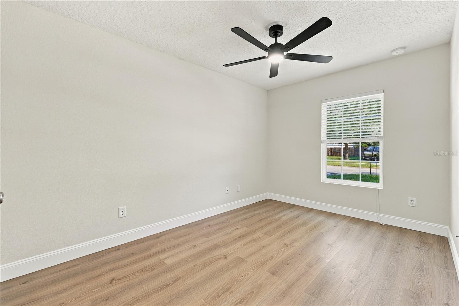 466 W NEW ENGLAND DRIVE, Elkton, FL 32033