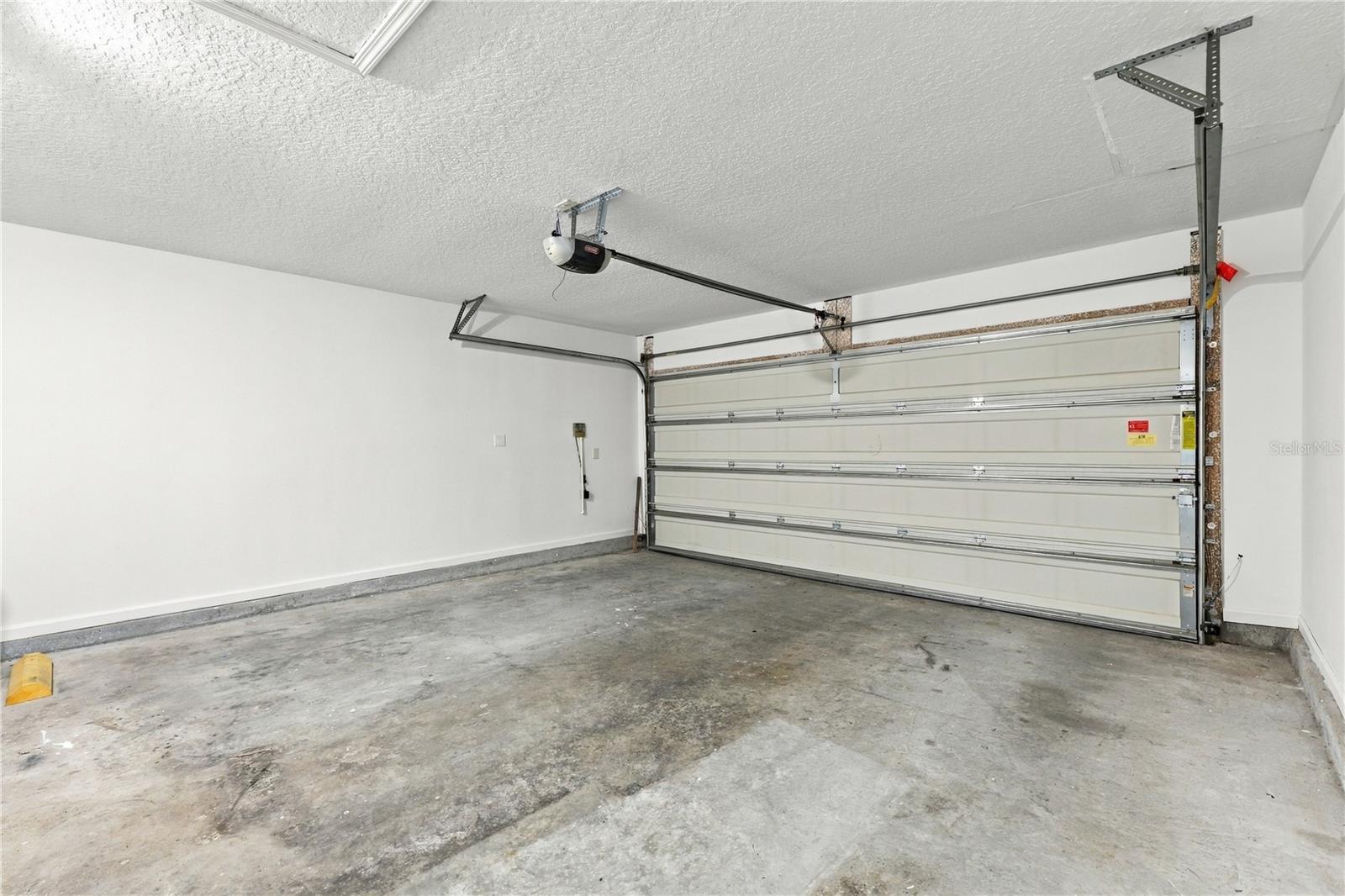 466 W NEW ENGLAND DRIVE, Elkton, FL 32033 466 W NEW ENGLAND DRIVE, Elkton, FL 32033