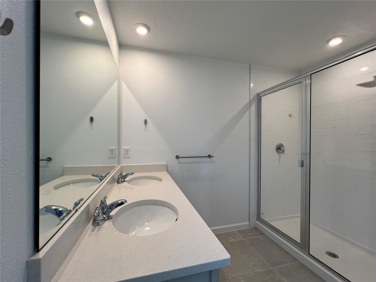 11708 SUNSAIL AVENUE, Orlando, FL 32832