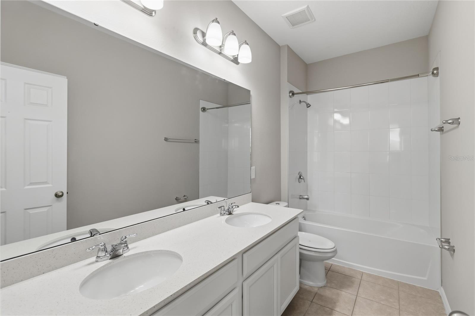 15102 STUTTGART ALLEY, Winter Garden, FL 34787