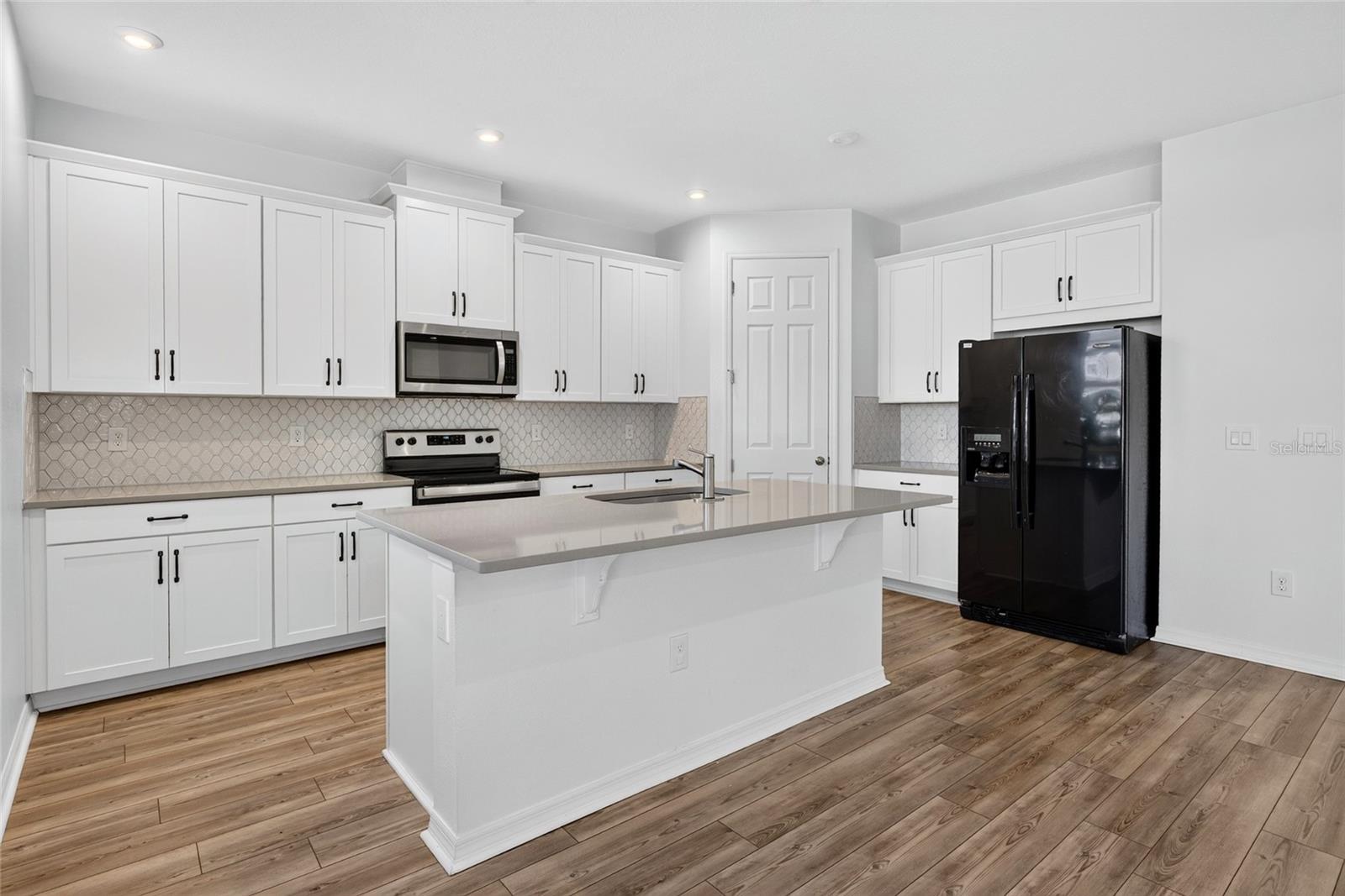 Kitchen 6